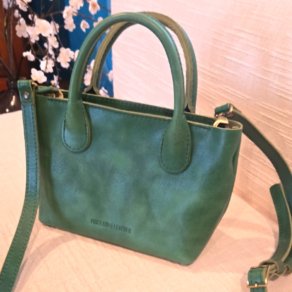 Portland Leather Small Raindrop